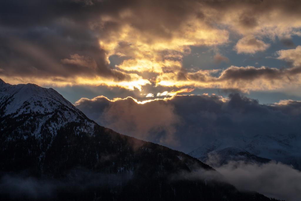 Berggasthof Hochzeigerhaus Jerzens Bagian luar foto